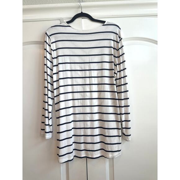 Chico’s Lightweight White with Dark Navy Blue V-Shape Stripes Top - Picture 8 of 8